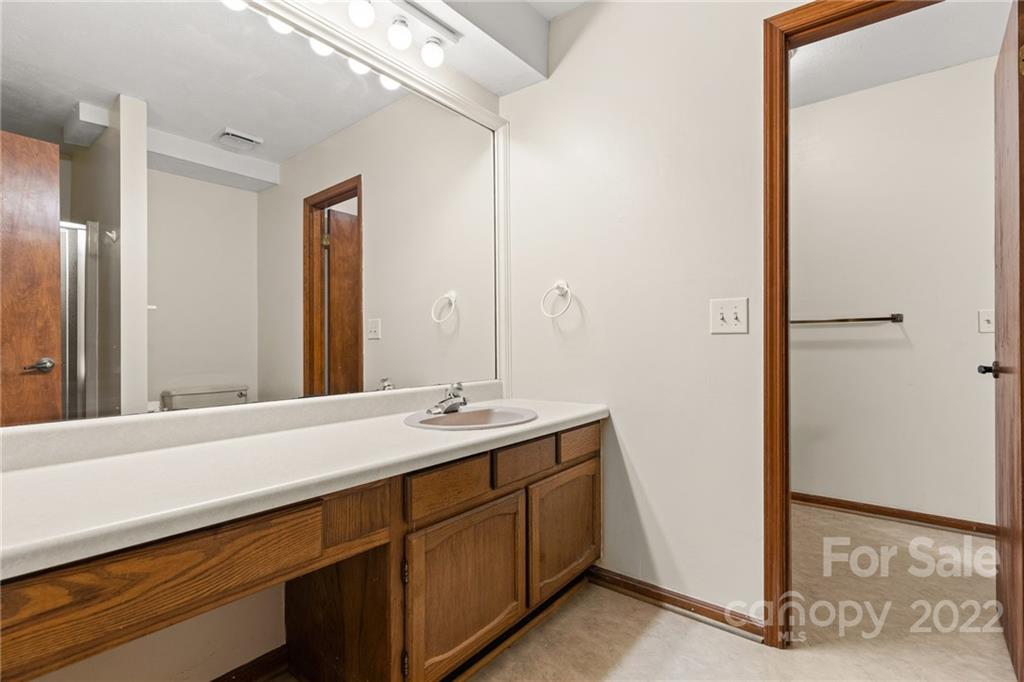 414 Foxhall Road Mills River NC 28759