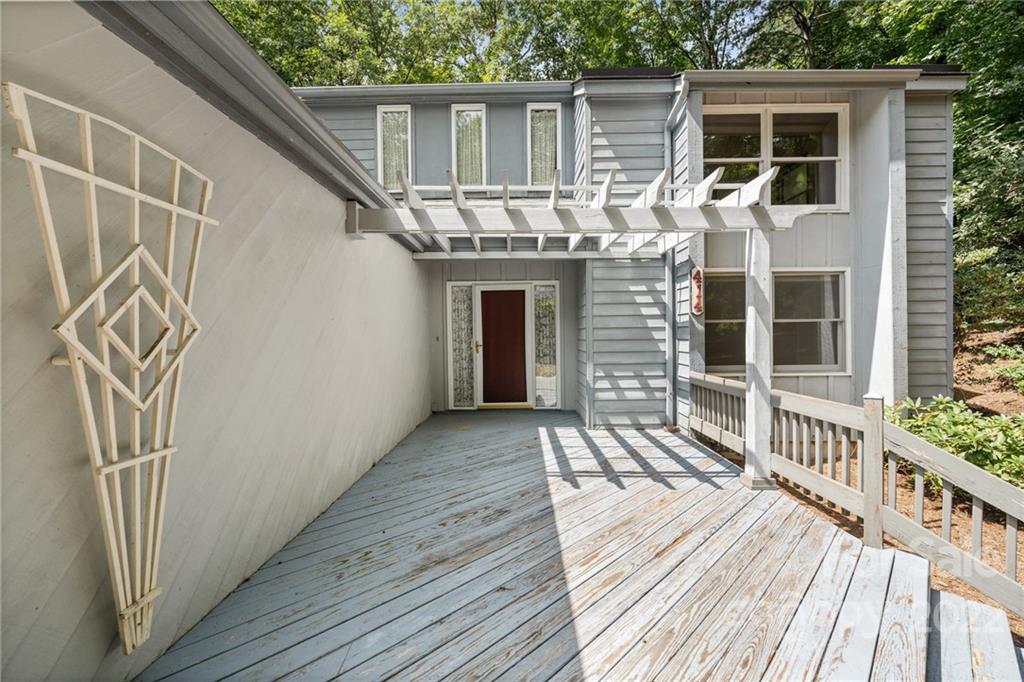 414 Foxhall Road Mills River NC 28759