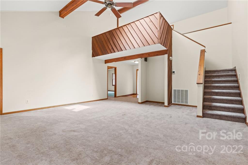 414 Foxhall Road Mills River NC 28759