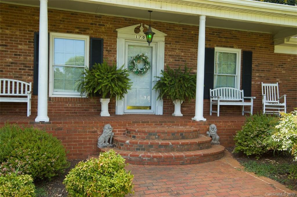 1701 Kenmore Drive Statesville NC 28625