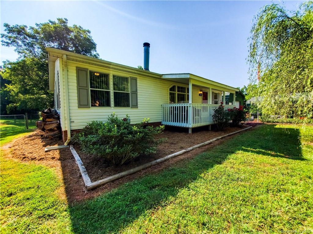 412 E 11th Street Newton NC 28658