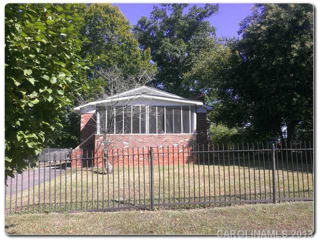 1508 Hateras Avenue Charlotte NC 28216