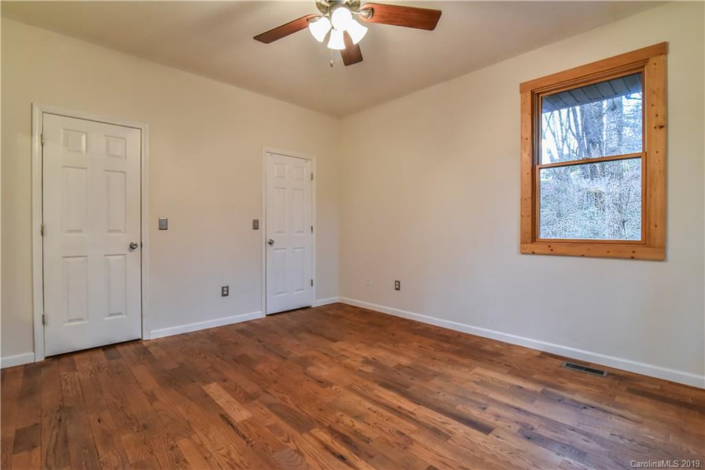 3 Perdue Place Asheville NC 28806