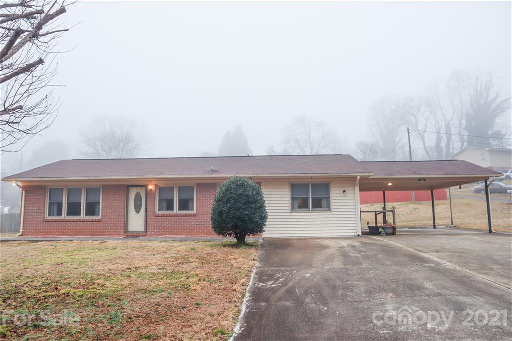 146 Bond Street Marion NC 28752