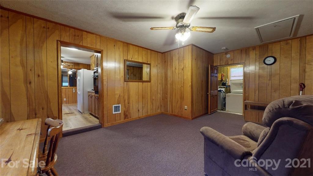 146 Bond Street Marion NC 28752