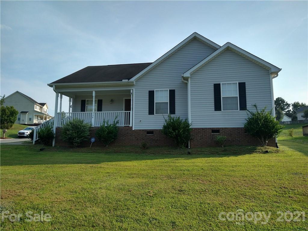 734 Loch Lomond Circle Concord NC 28025