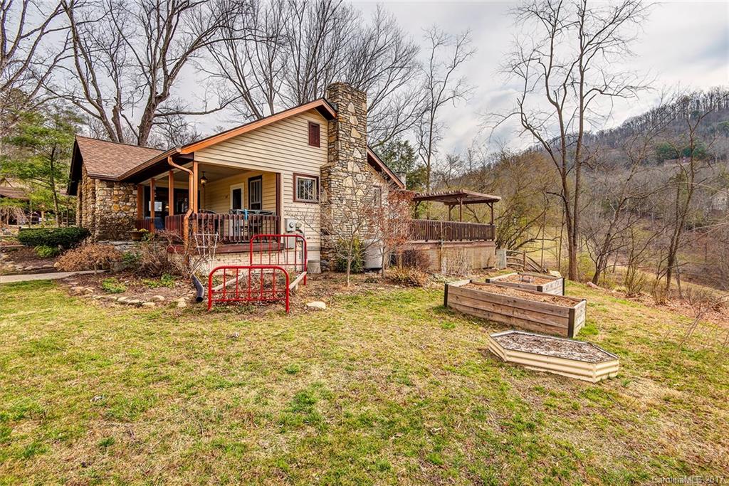 18 Mission Lane Fairview NC 28730