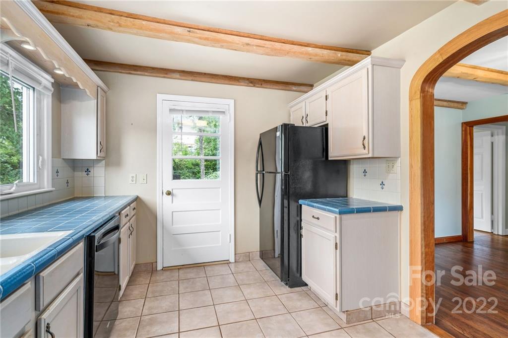 69 Gibson Road Asheville NC 28804