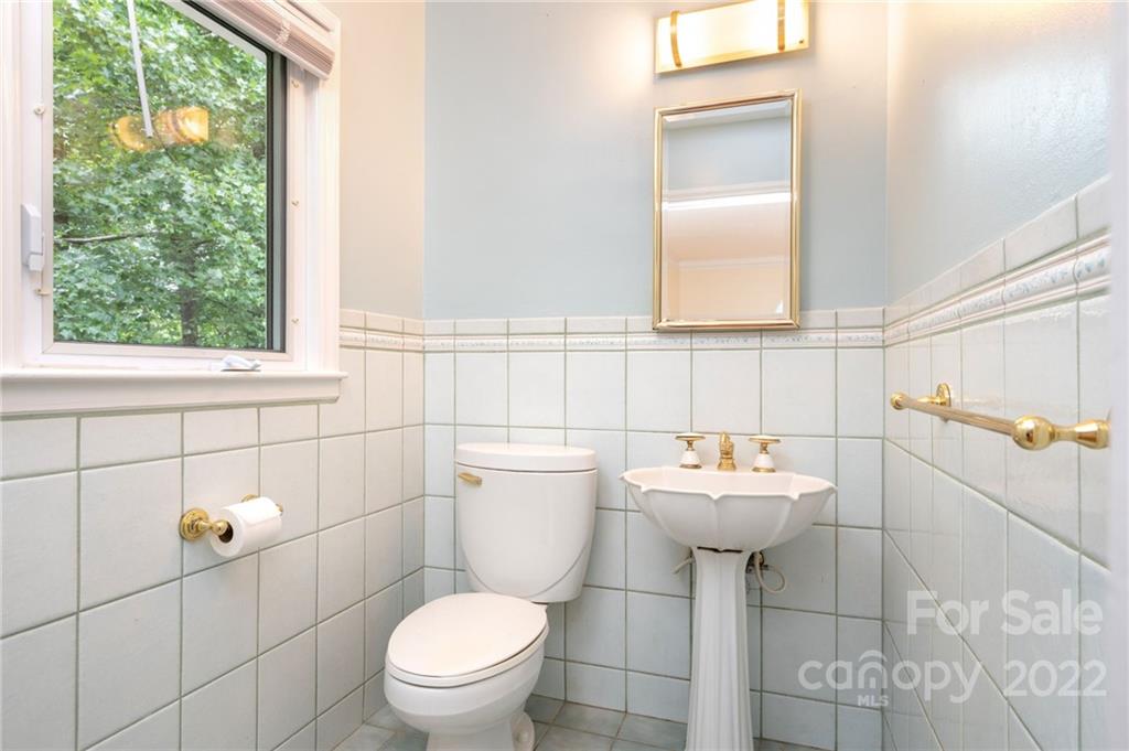 69 Gibson Road Asheville NC 28804