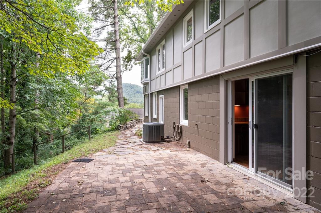 69 Gibson Road Asheville NC 28804