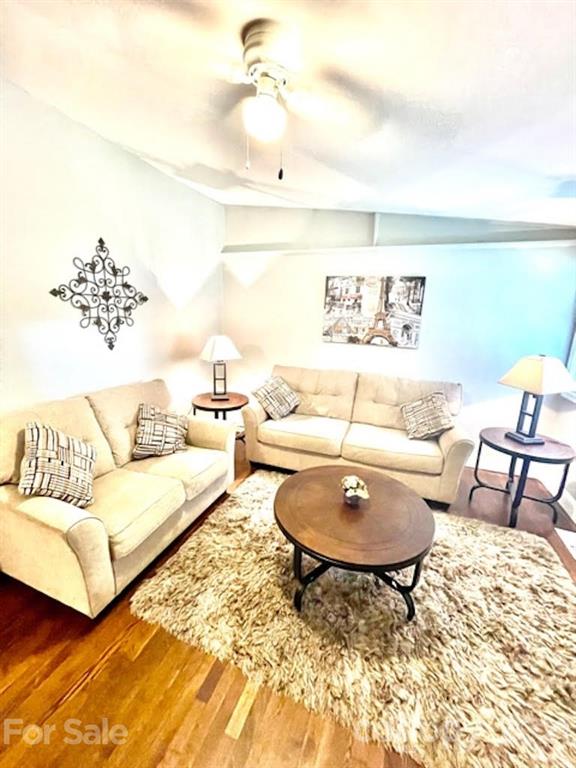 5233 Shady Grove Lane Charlotte NC 28217