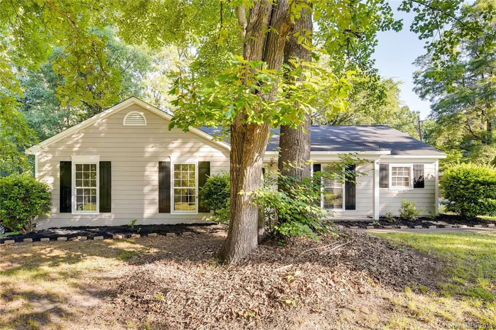 7600 Walnut Wood Drive Charlotte NC 28227