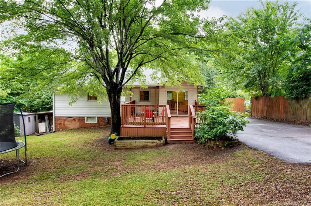 12 Starmount Drive Asheville NC 28806