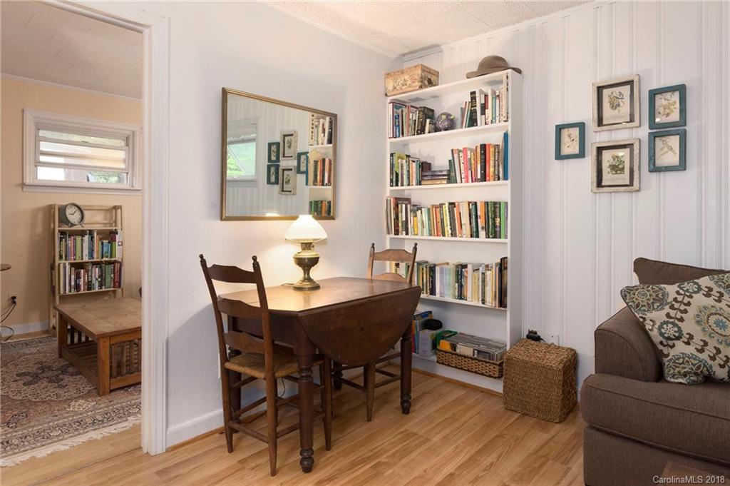 11 Joan Way Asheville NC 28806