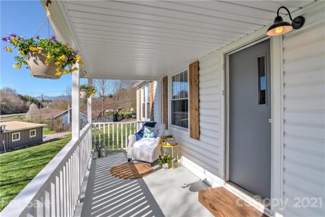 2270 Pisgah Drive Canton NC 28716