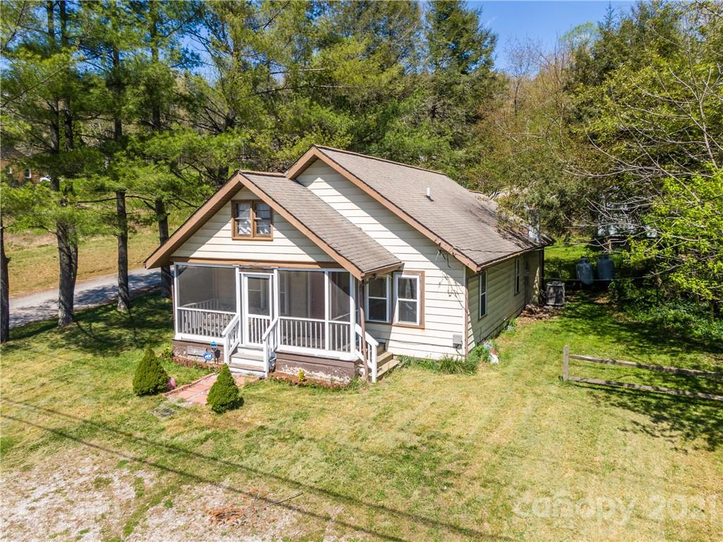 1142 Charlotte Highway Fairview NC 28730