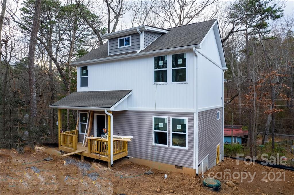 125 Ramblewood Drive Asheville NC 28805