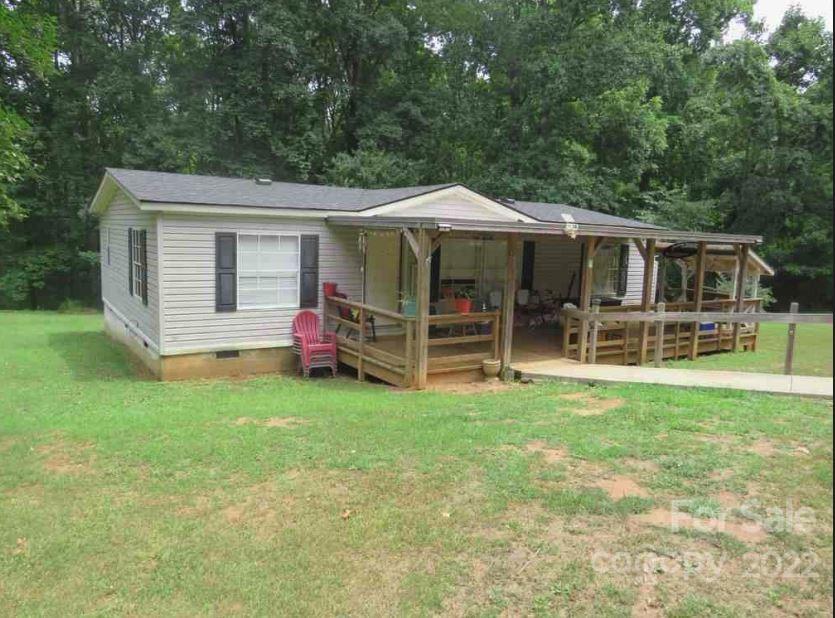 2710 N Brushwood Circle Newton NC 28658