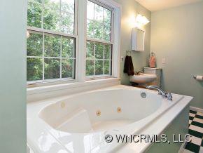395 Lytle Cove Road Swannanoa NC 28778