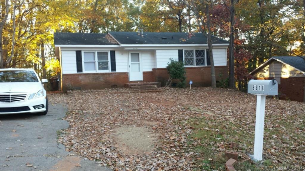 6818 Deanwood Place Charlotte NC 28217