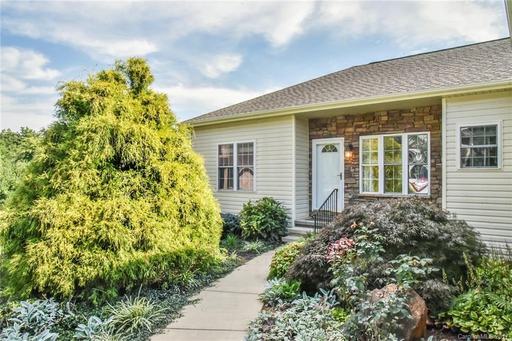 29 Village East Court Asheville NC 28805