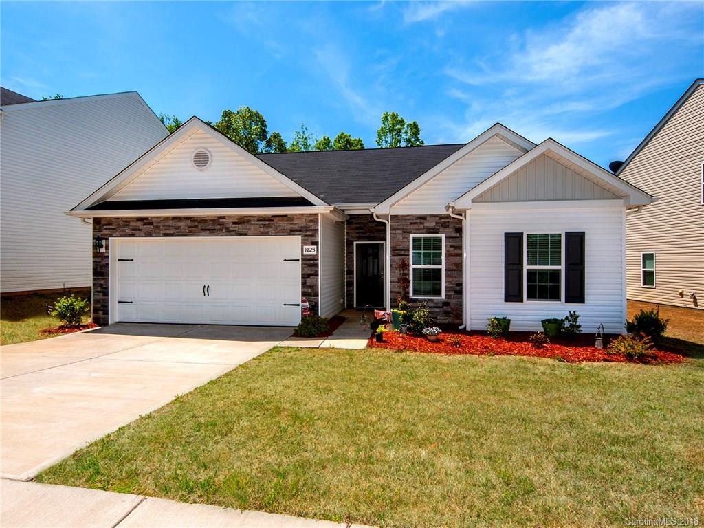 8823 First Run Court Charlotte NC 28215
