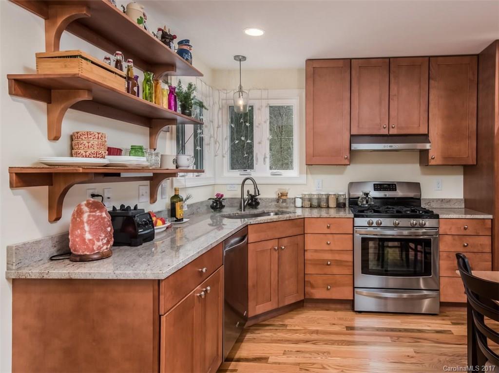 12 Old Stewart Road Weaverville NC 28787