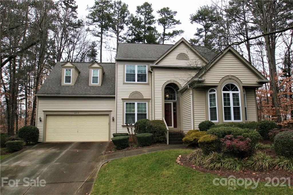 6913 Buckspring Lane Charlotte NC 28269