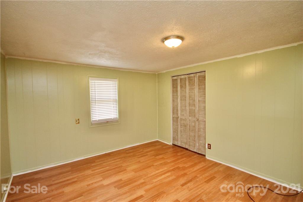 261 Buckeye Cove Road Swannanoa NC 28778