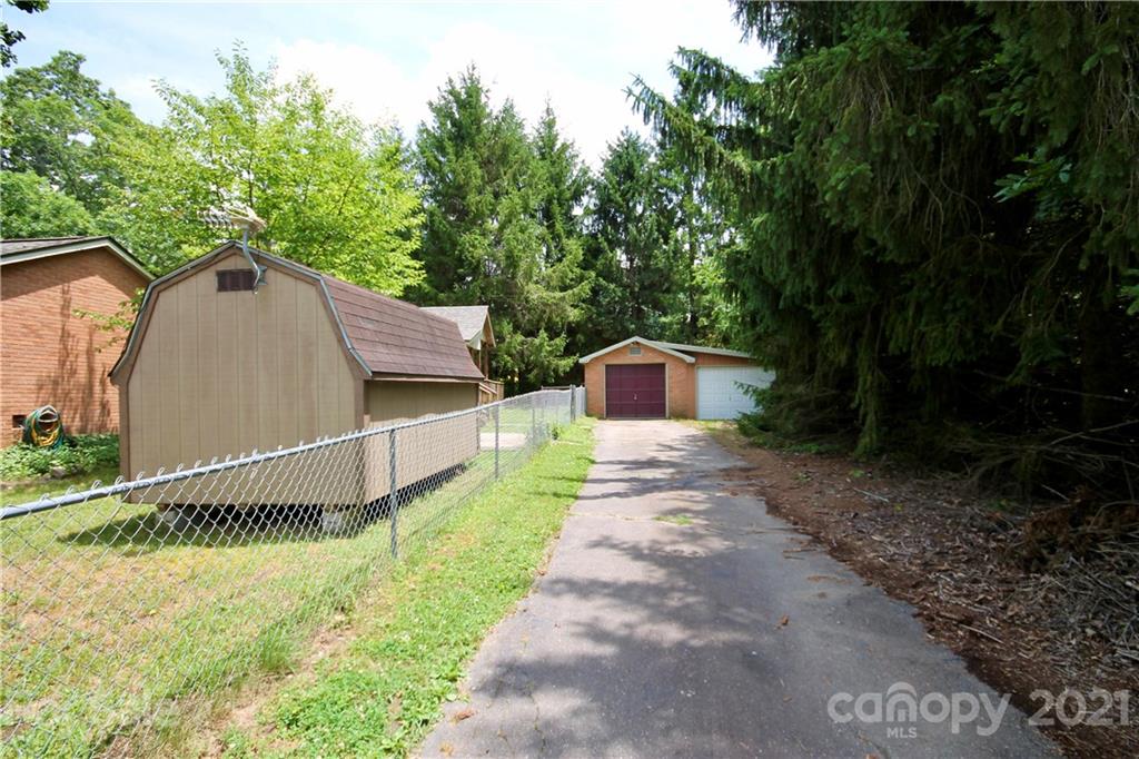 261 Buckeye Cove Road Swannanoa NC 28778