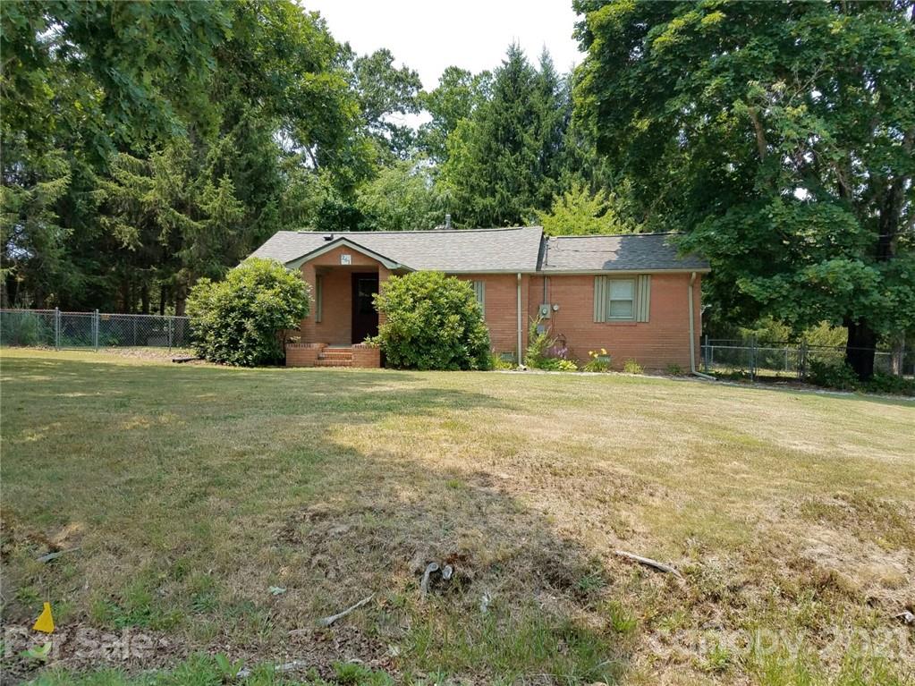 261 Buckeye Cove Road Swannanoa NC 28778