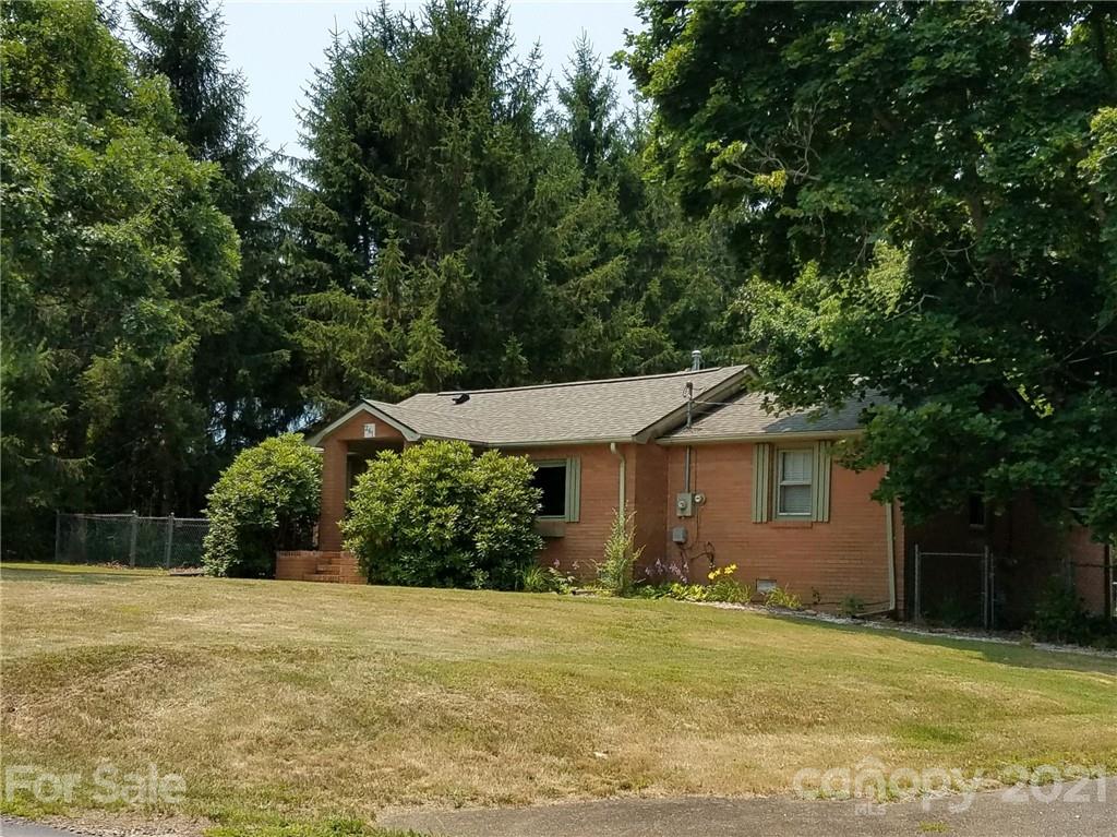 261 Buckeye Cove Road Swannanoa NC 28778