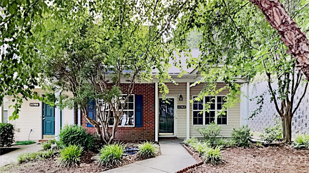 11562 Briddle Hall Court Charlotte NC 28214