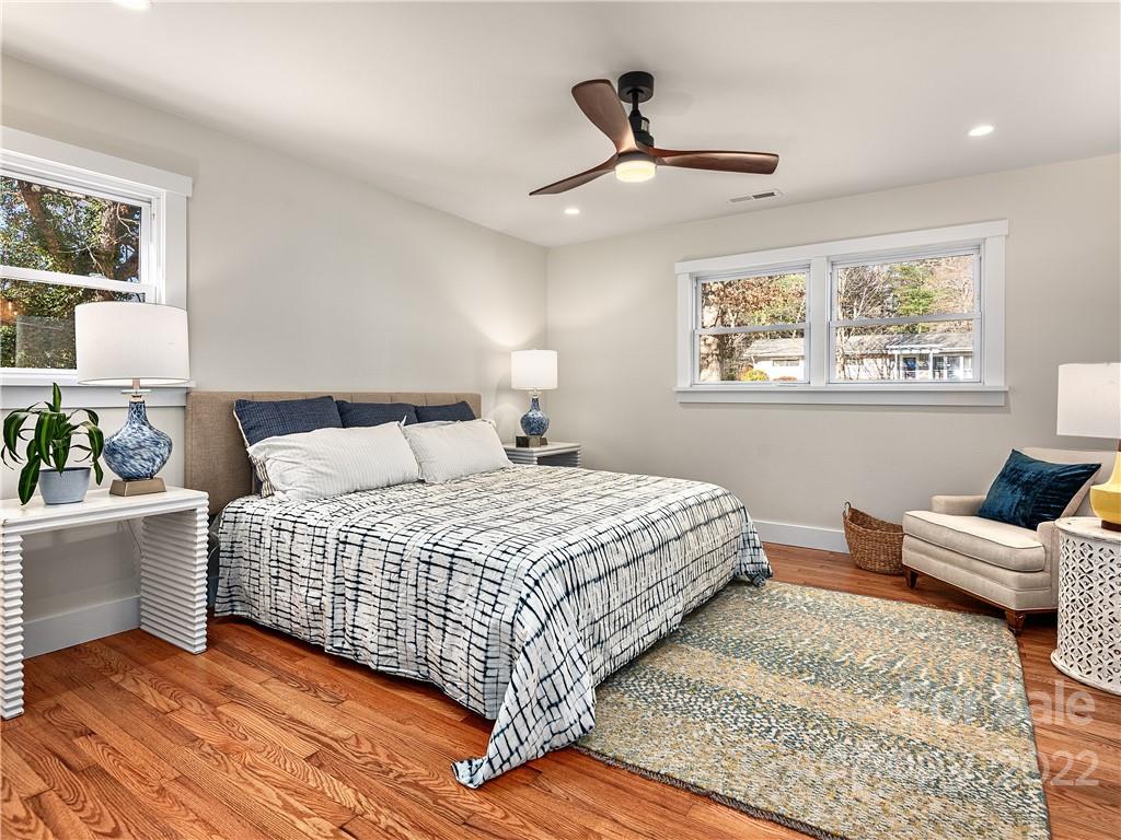 7 Sourwood Lane E Asheville NC 28805