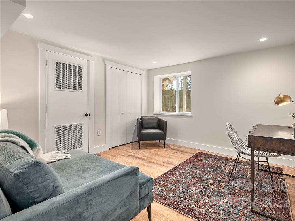 7 Sourwood Lane E Asheville NC 28805