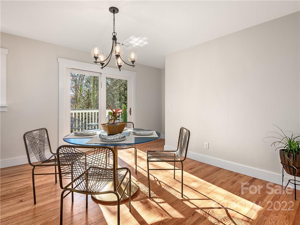 7 Sourwood Lane E Asheville NC 28805