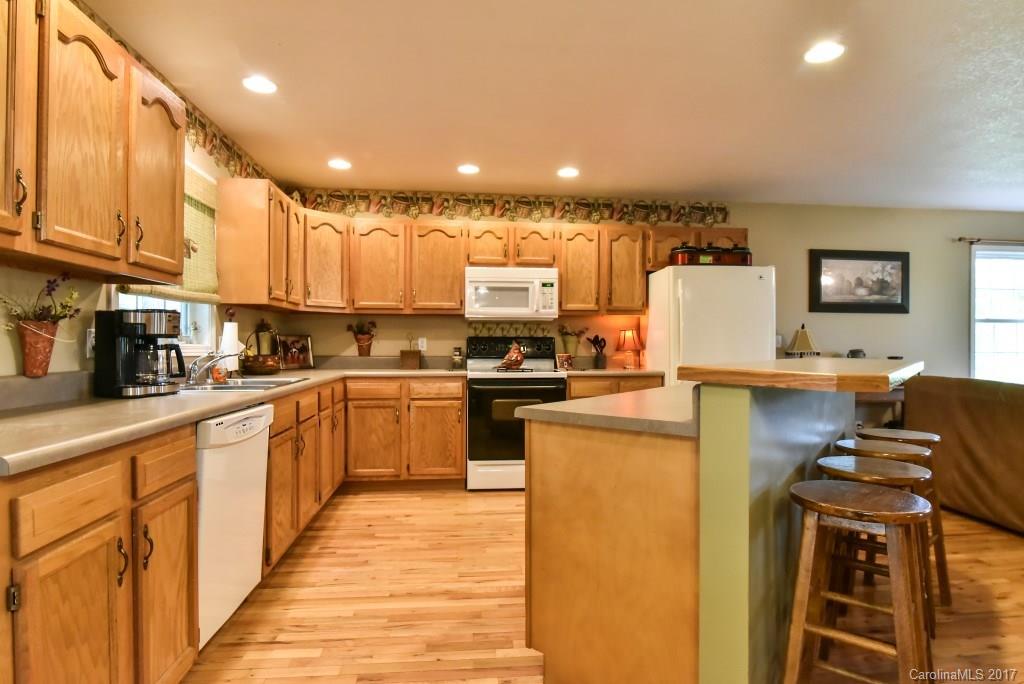32 Smoke Tree Road Candler NC 28715