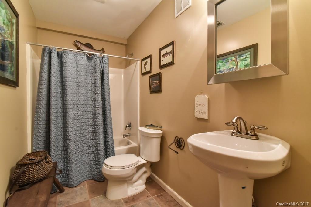 32 Smoke Tree Road Candler NC 28715