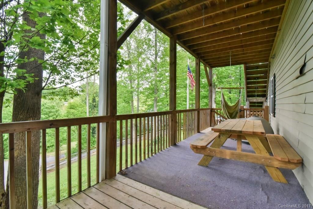32 Smoke Tree Road Candler NC 28715