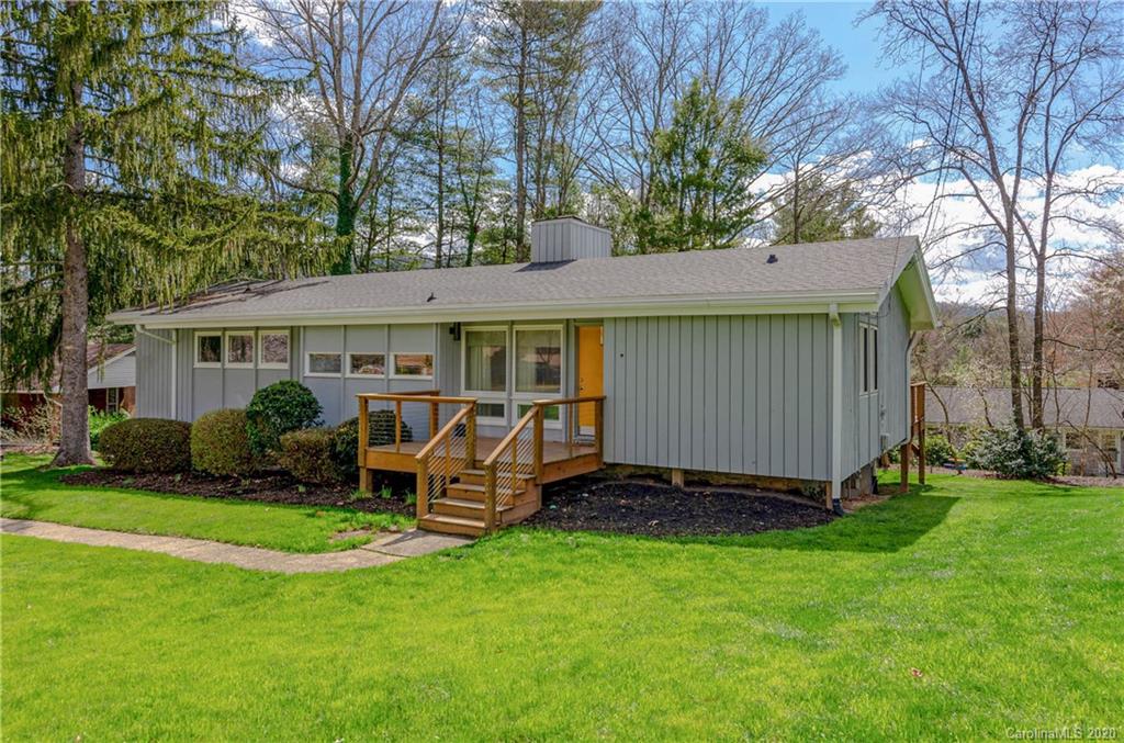37 Deanwood Circle Asheville NC 28803