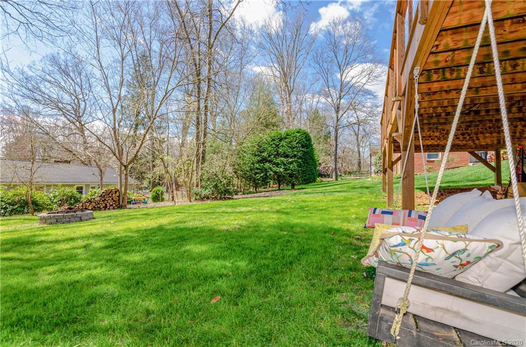 37 Deanwood Circle Asheville NC 28803