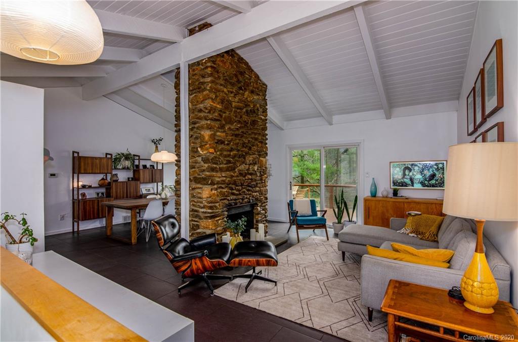 37 Deanwood Circle Asheville NC 28803