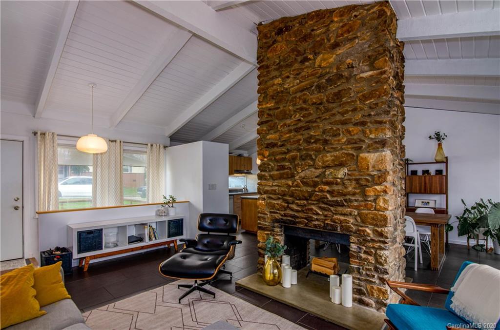 37 Deanwood Circle Asheville NC 28803