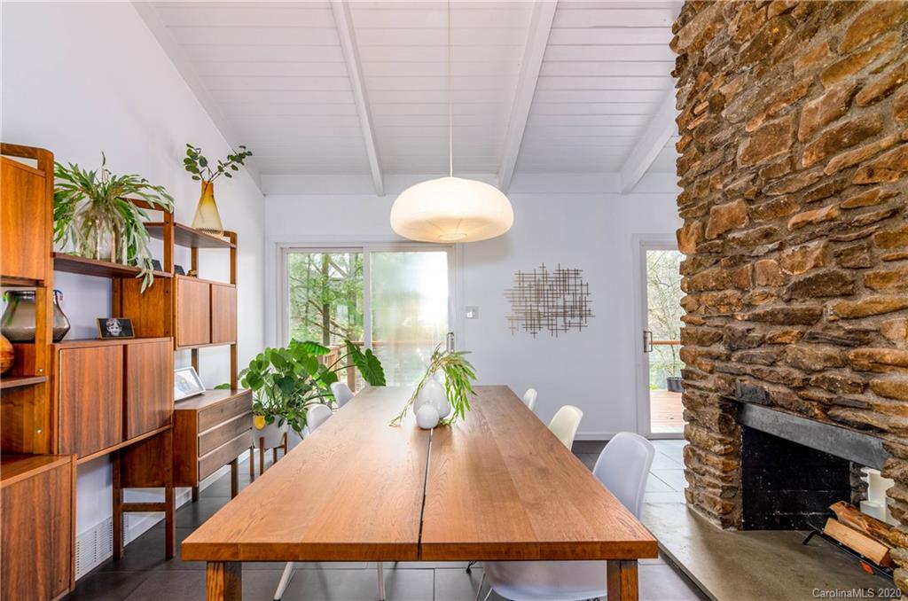 37 Deanwood Circle Asheville NC 28803