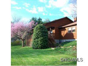 6 Meadowview Terrace Weaverville NC 28787