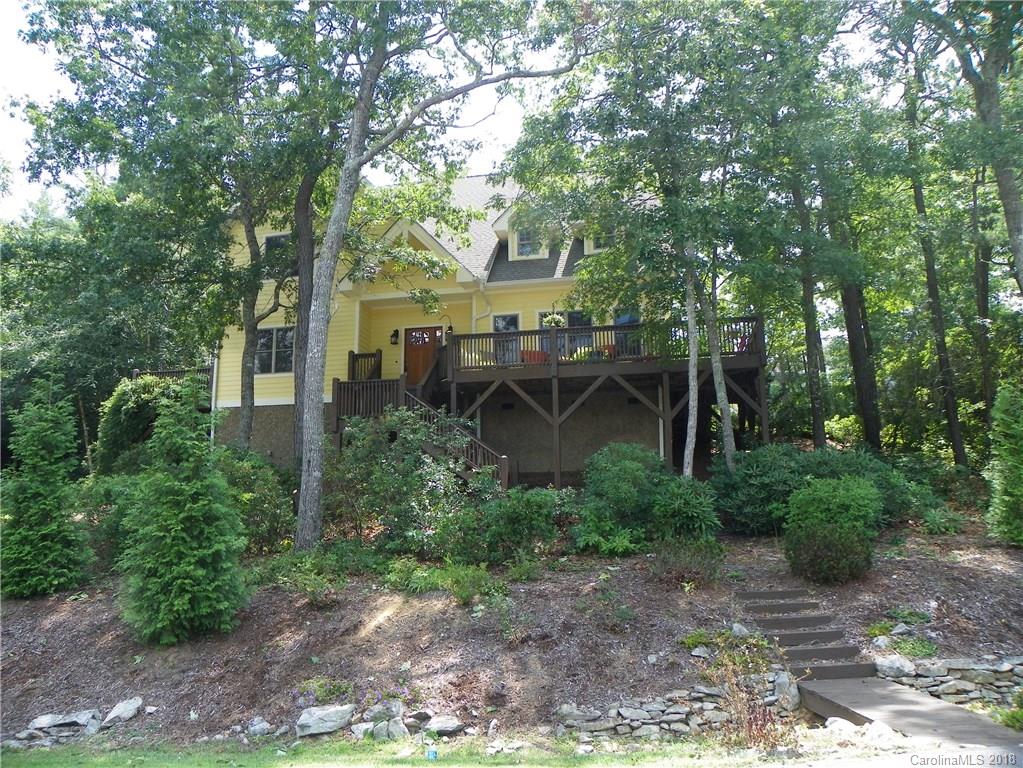 16 Nuthatch Court Fairview NC 28730