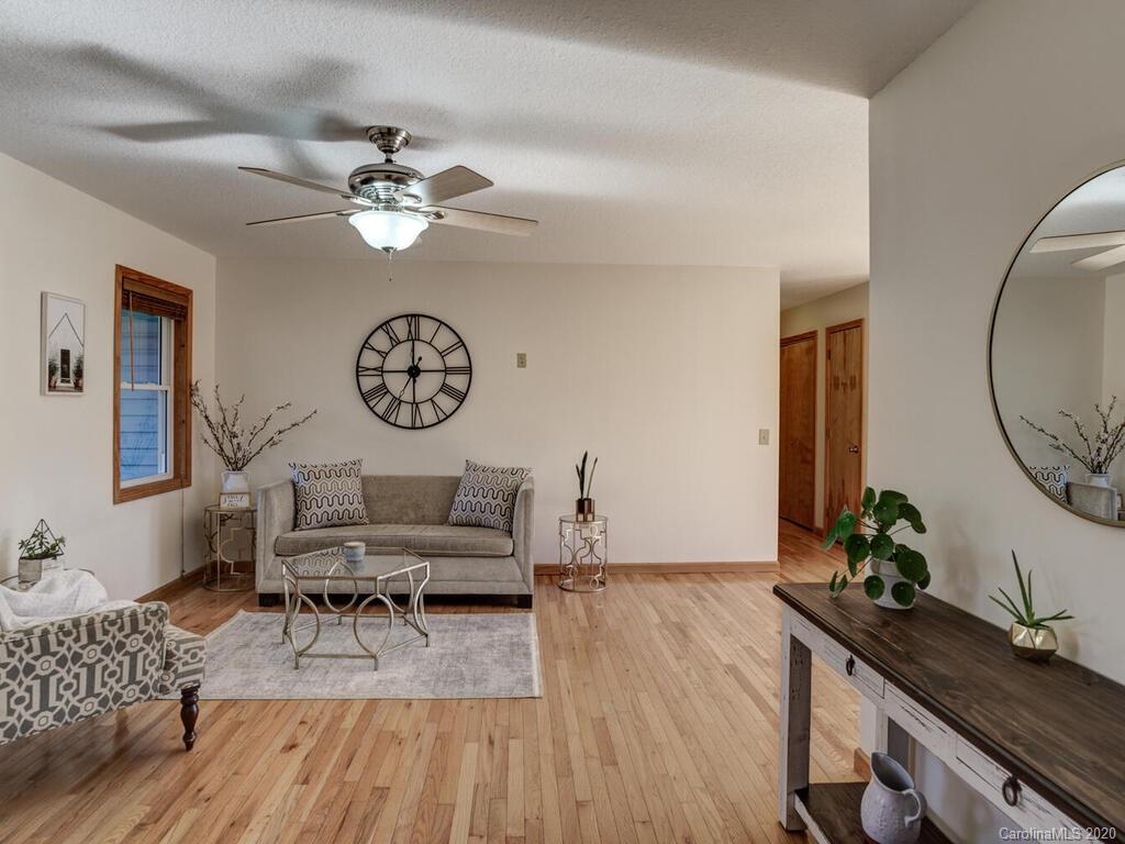 32 Alpine Way Clyde NC 28721