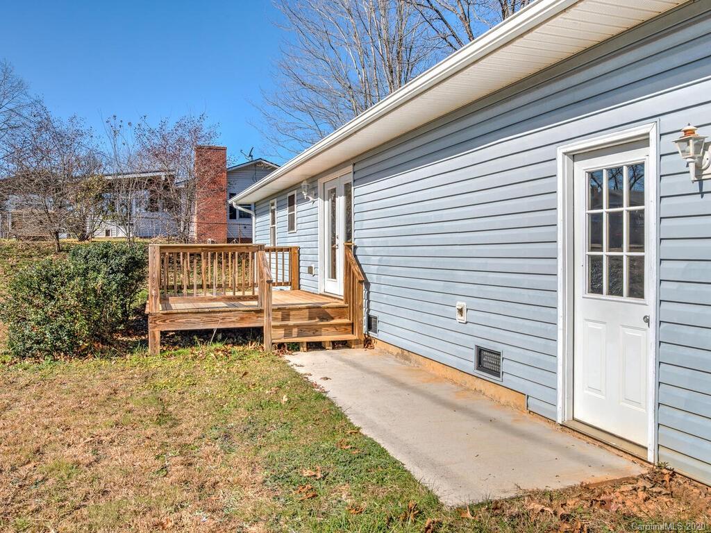 32 Alpine Way Clyde NC 28721
