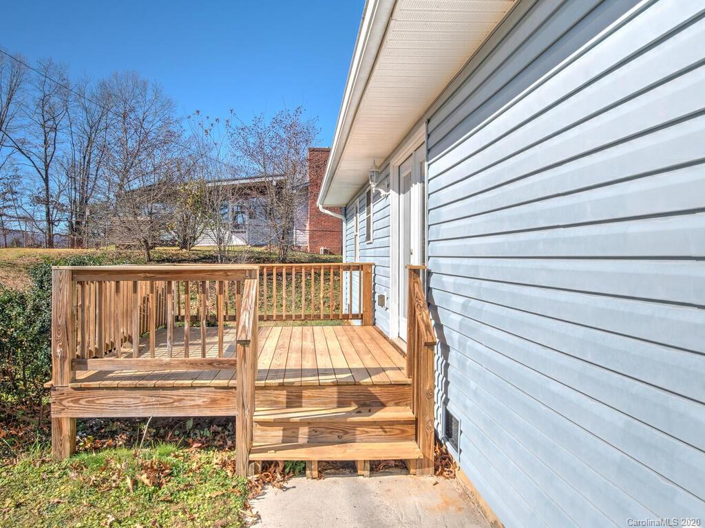 32 Alpine Way Clyde NC 28721