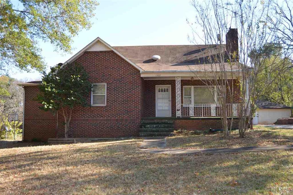 1322 9th Avenue SE Hickory NC 28602